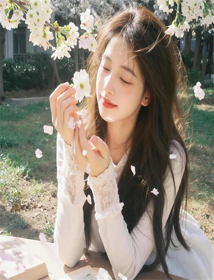 九天星戏曲百问百答色彩运用文化解析：色调选择与情绪表达分析